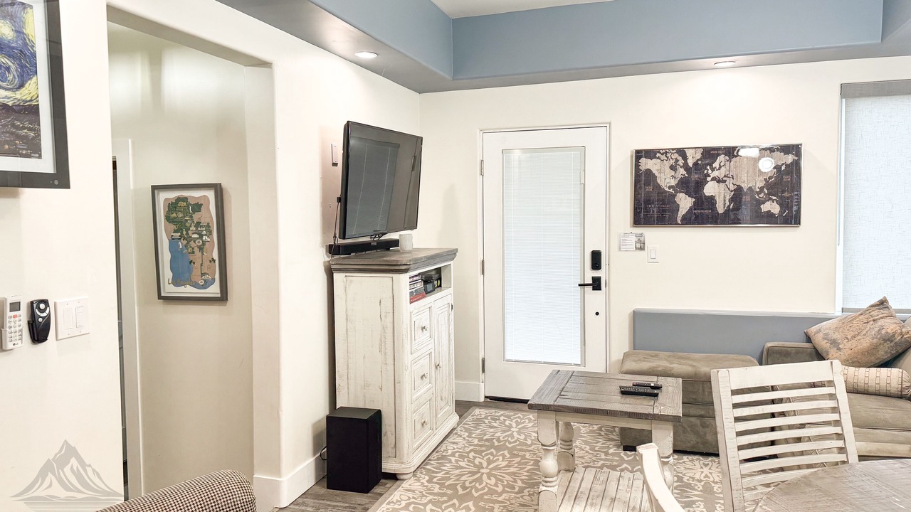 Photo of Livingroom in Thousand Oaks