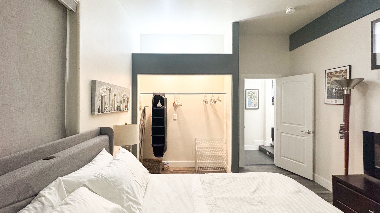 Photo of Bedroom in Thousand Oaks