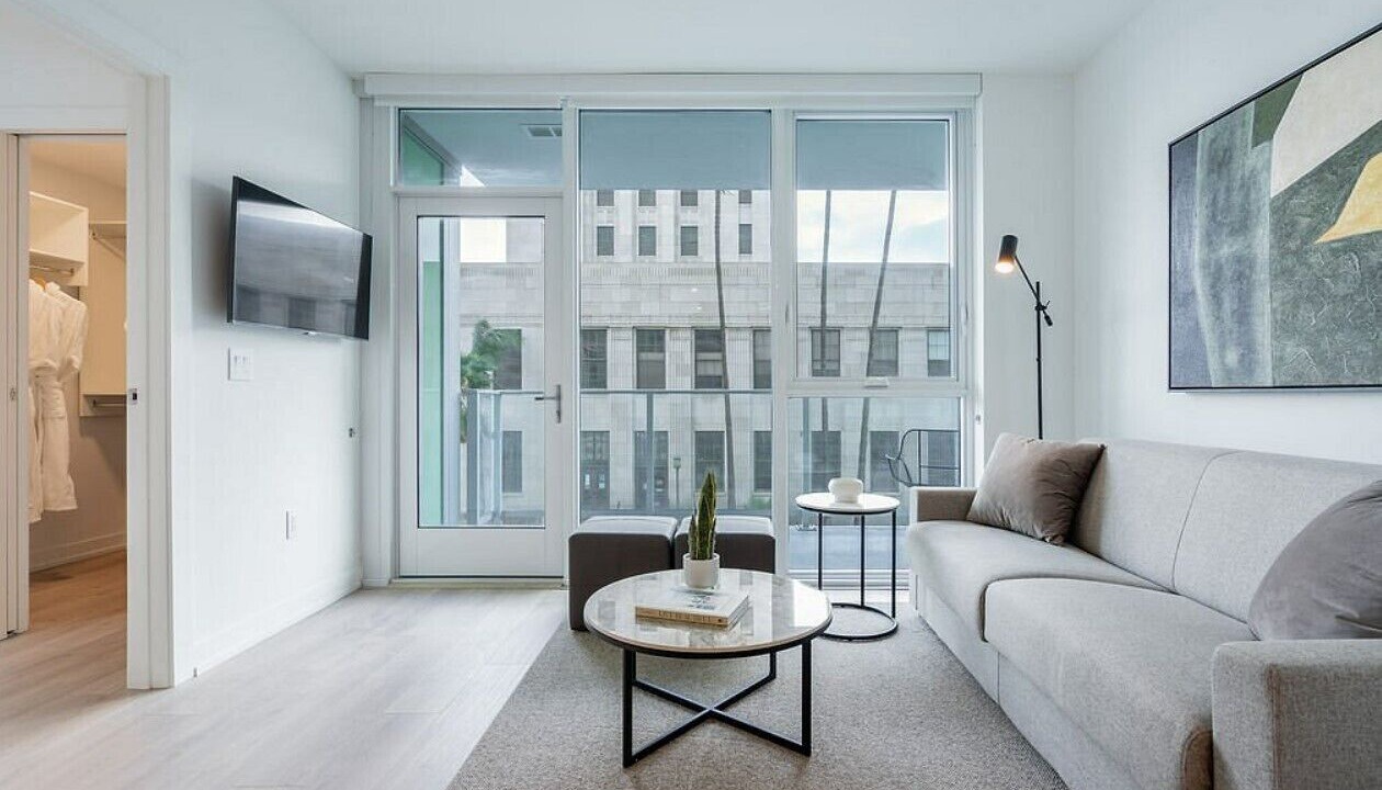 Photo of Livingroom in Downtown Long Beach