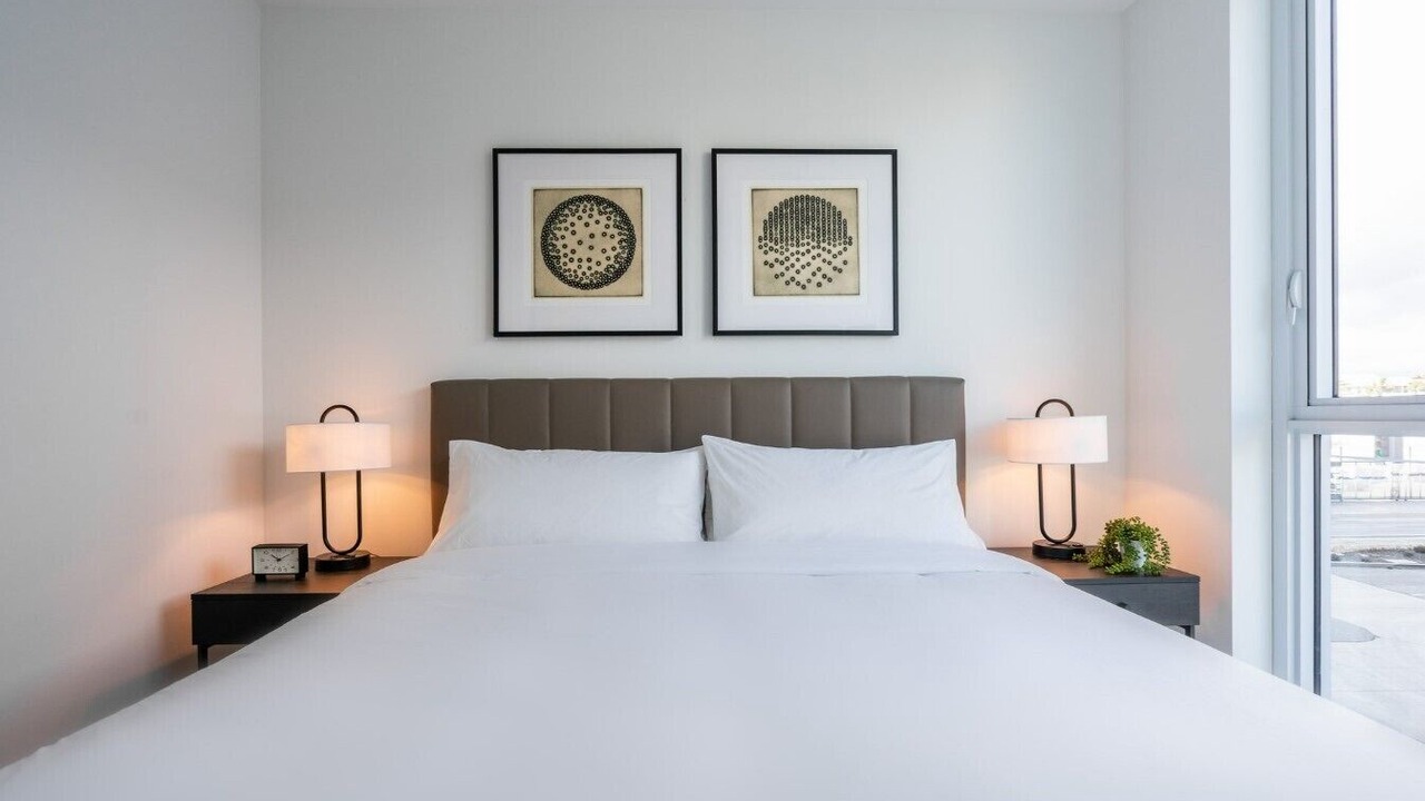 Photo of Bedroom in Downtown Long Beach