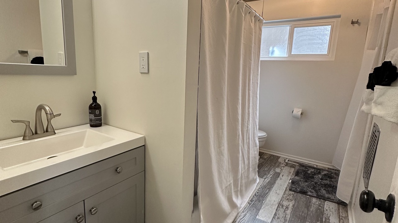 Photo of Bathroom in Arrowhead Villas