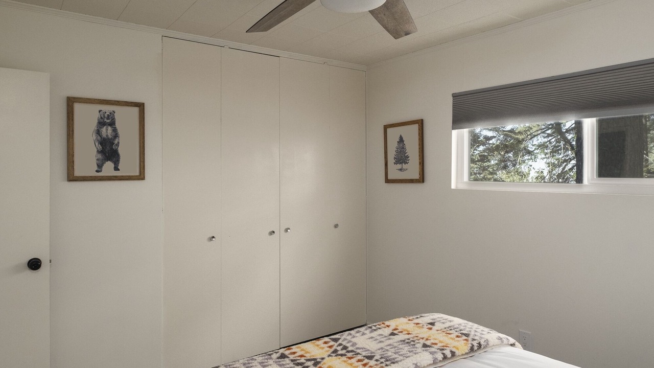 Photo of Bedroom in Arrowhead Villas