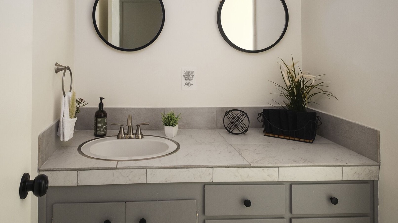 Photo of Bathroom in Arrowhead Villas
