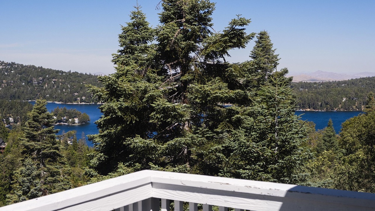 Photo of Outdoor in Arrowhead Villas