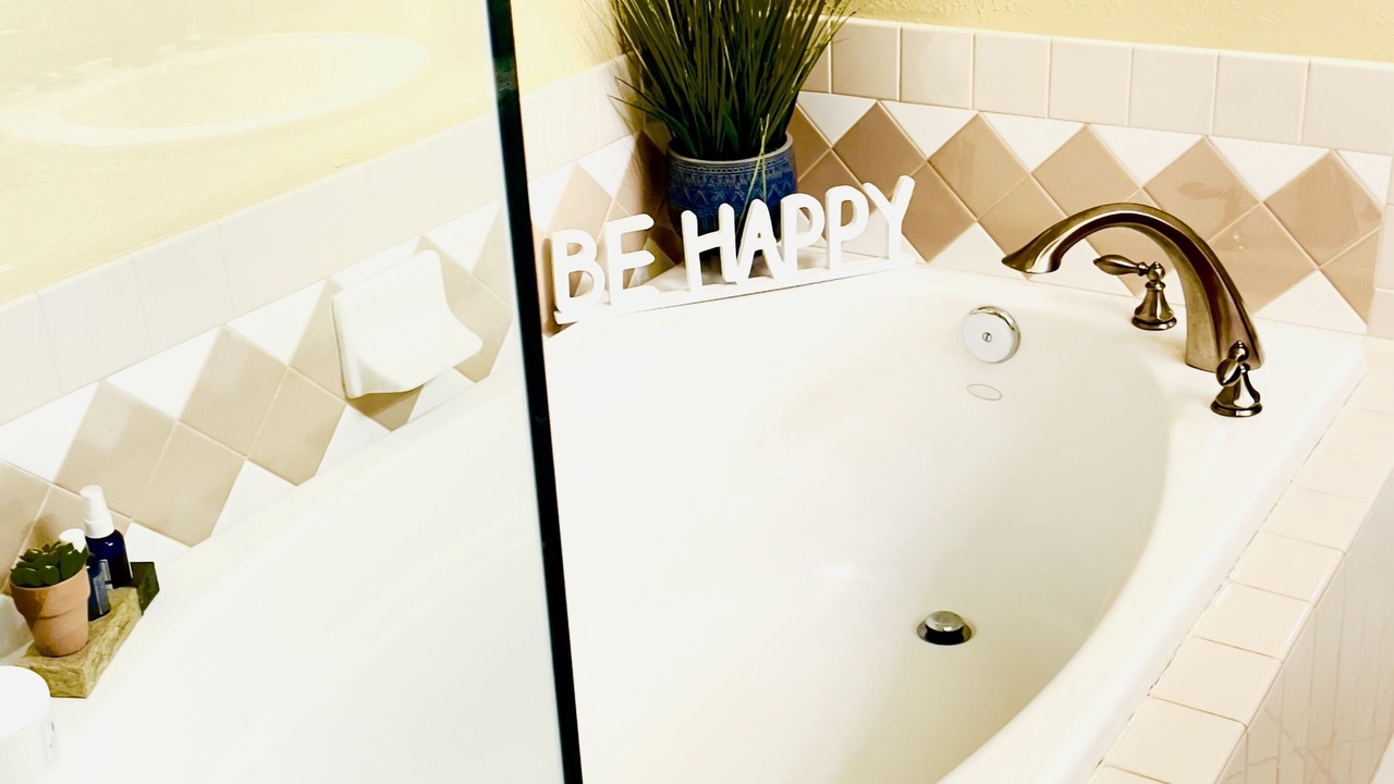 Photo of Bathroom in Calabasas