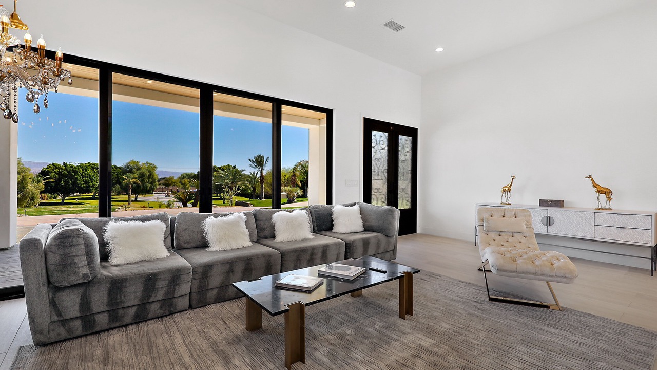 Photo of Livingroom in Bermuda Dunes