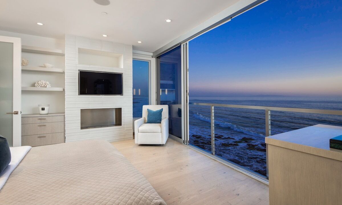Photo of Bedroom in Malibu