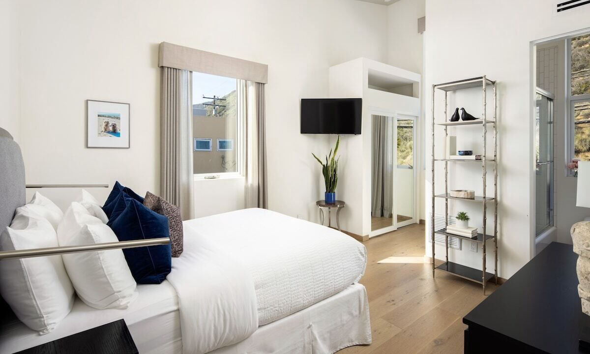 Photo of Bedroom in Malibu