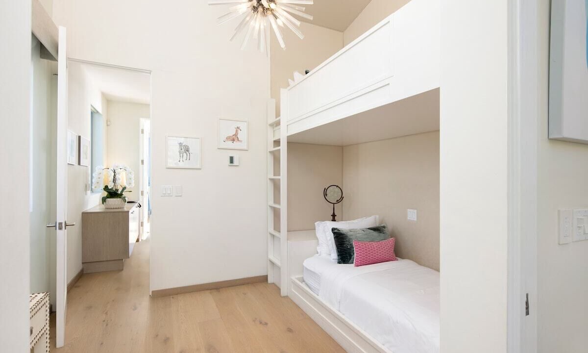 Photo of Bedroom in Malibu