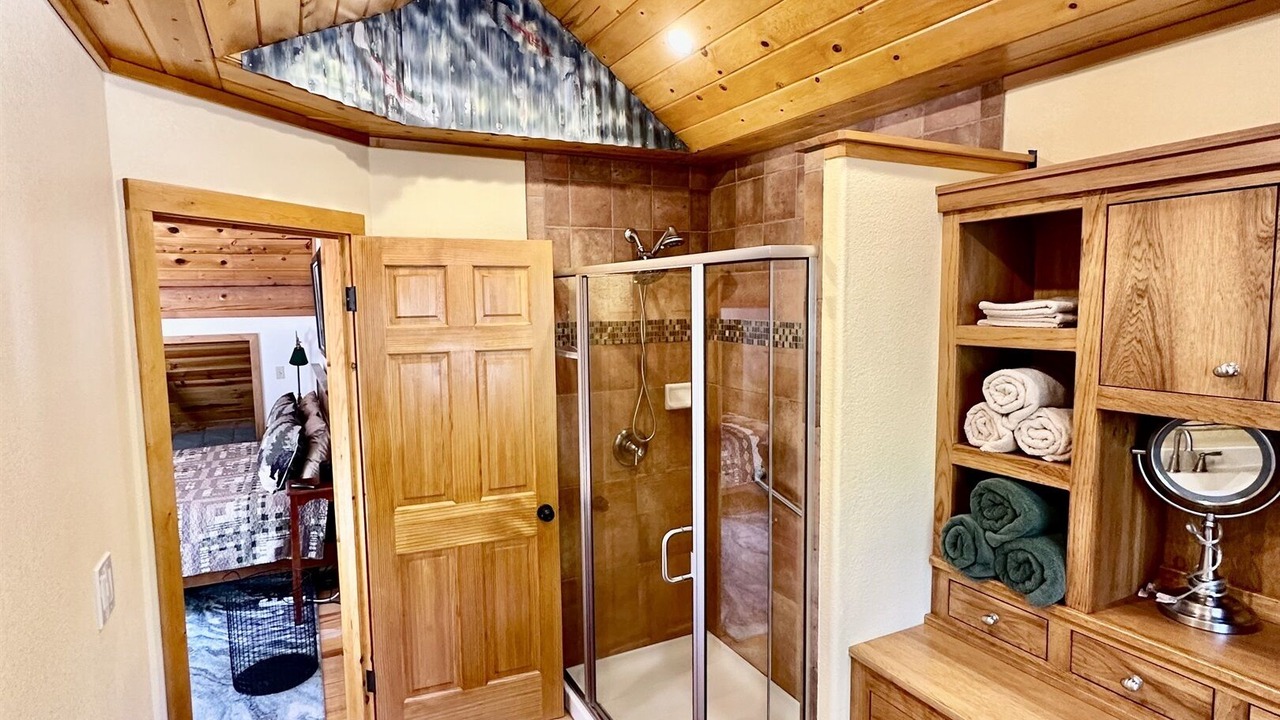 Photo of Bathroom in Twain Harte