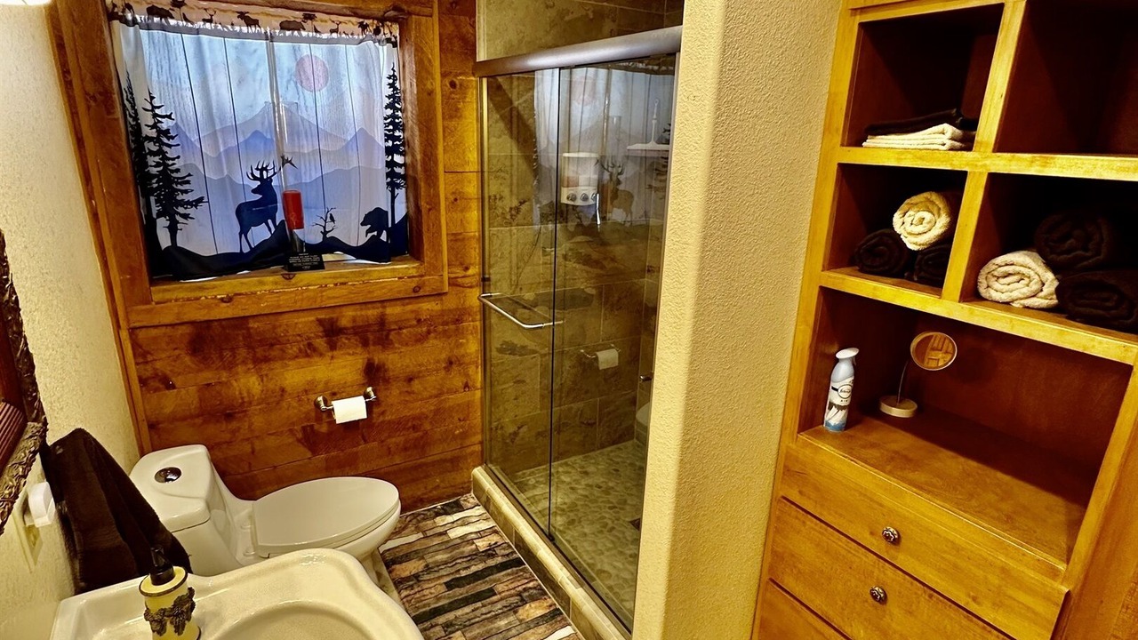 Photo of Bathroom in Twain Harte