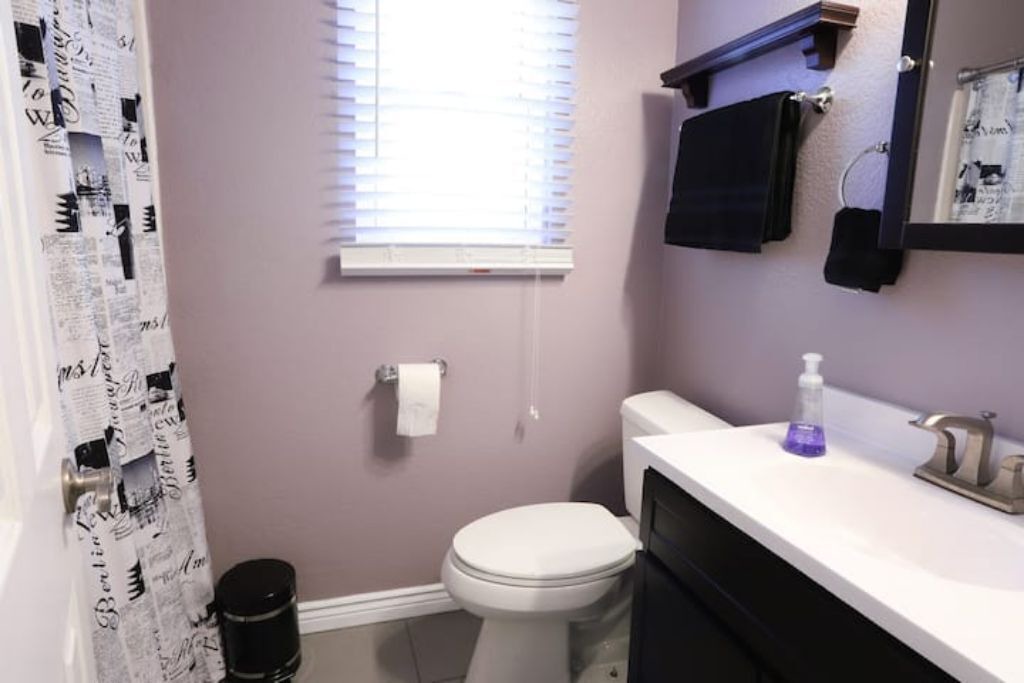 Photo of Bathroom in North Long Beach