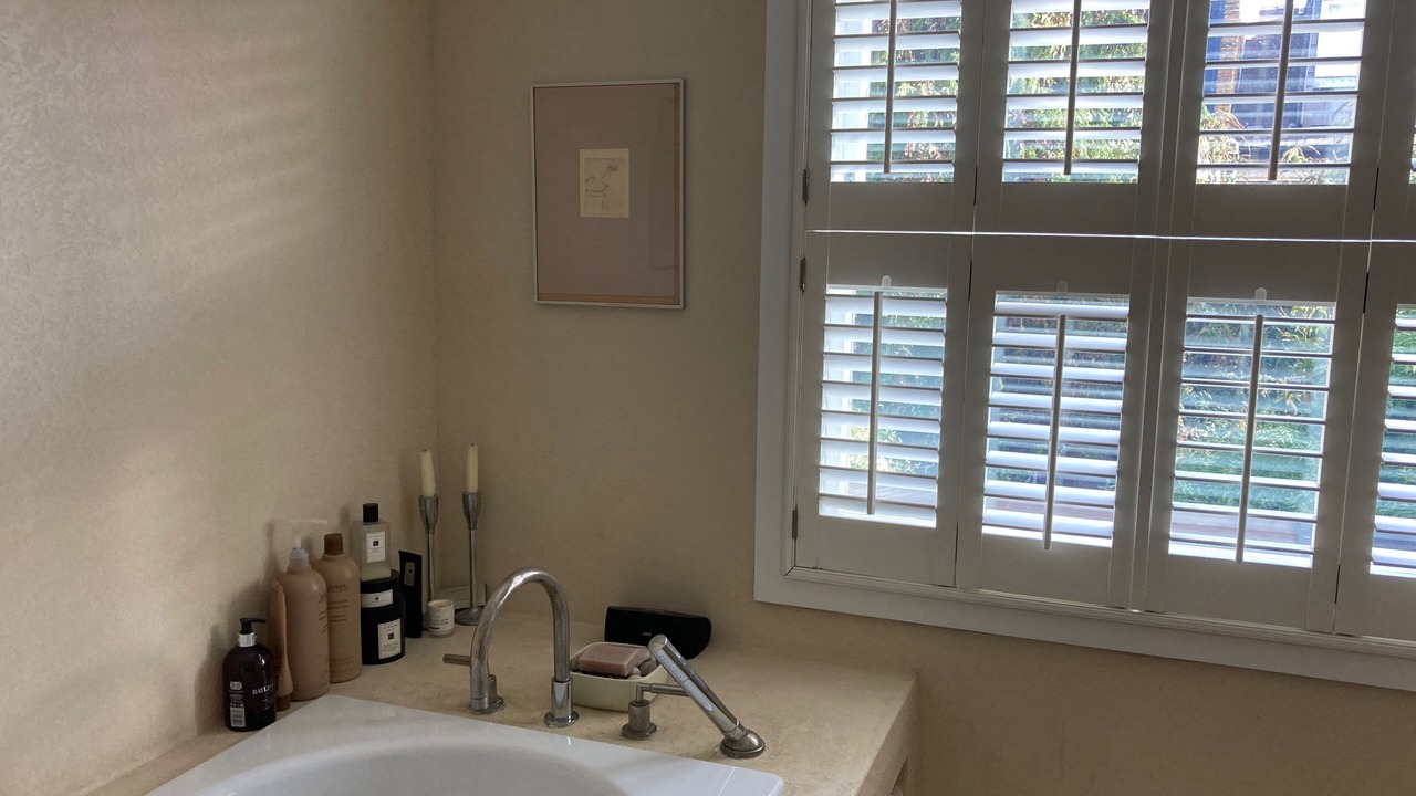 Photo of Bathroom in Ravenscourt Park