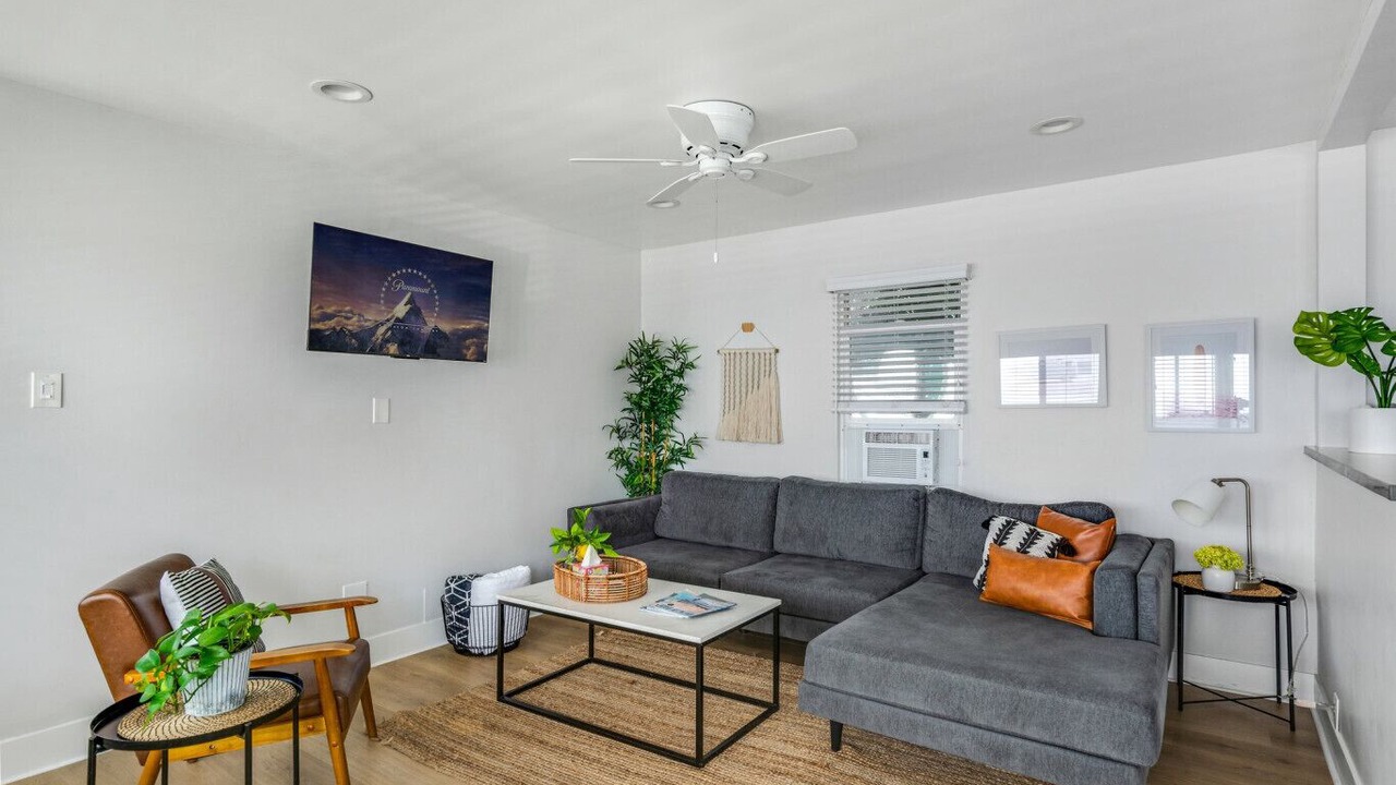 Photo of Livingroom in Huntington Beach