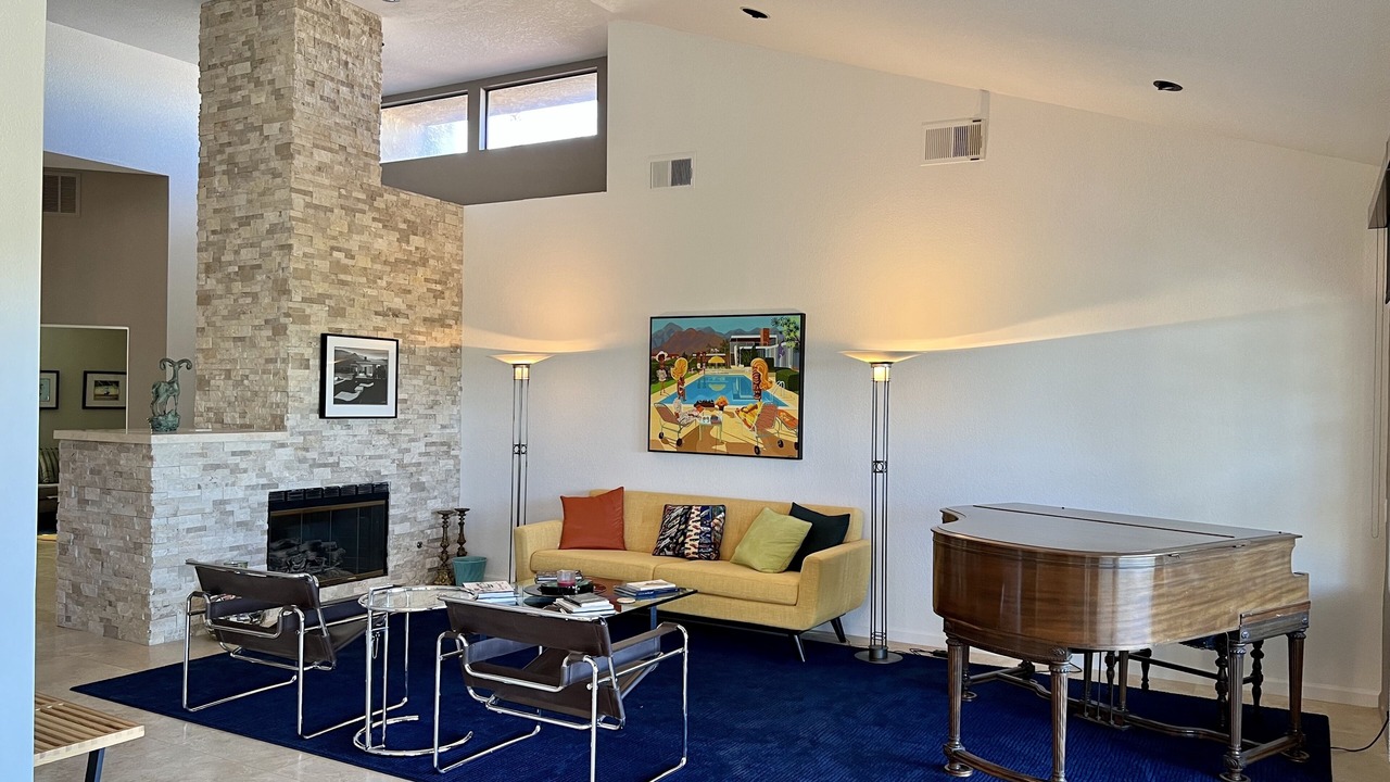 Photo of Livingroom in Rancho Mirage