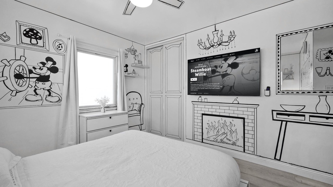 Photo of Bedroom in Anaheim Resort