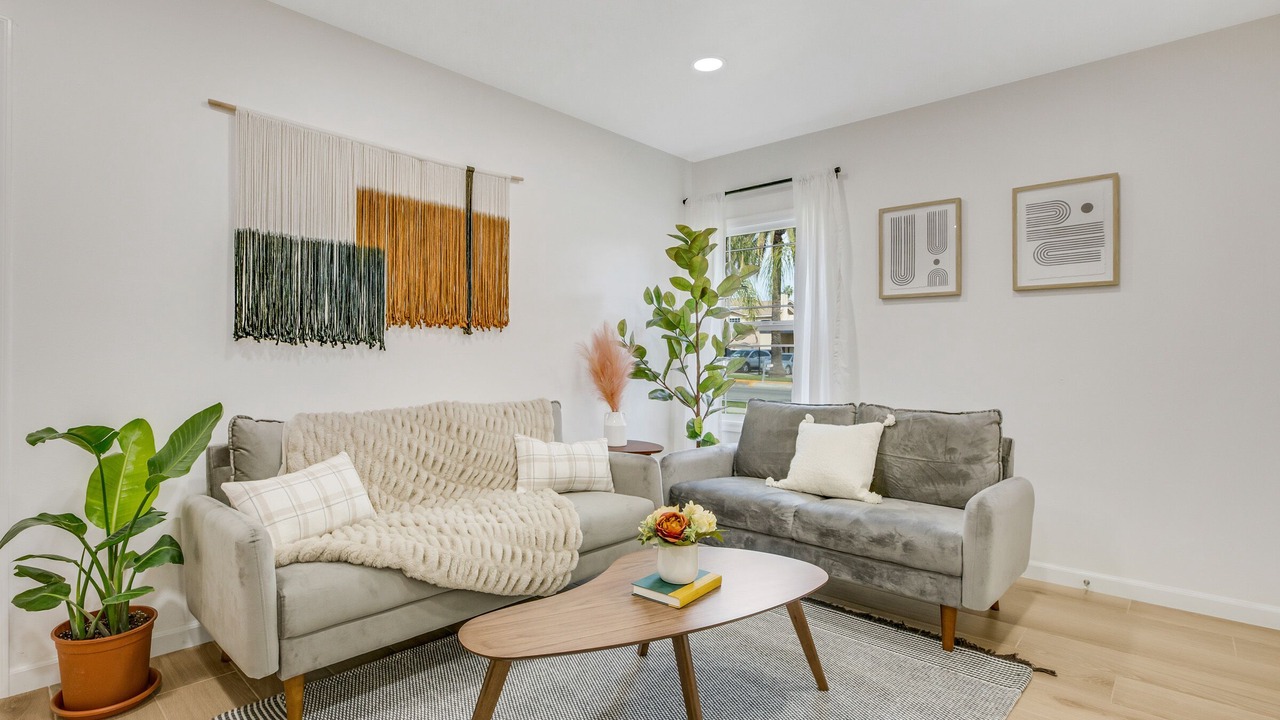 Photo of Livingroom in Azusa
