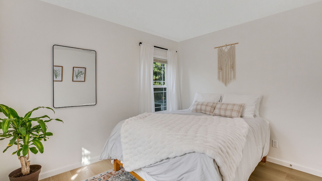 Photo of Bedroom in Azusa