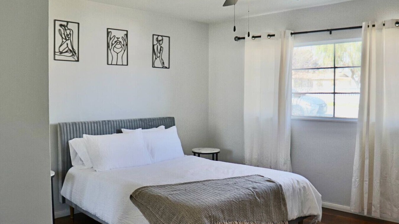 Photo of Bedroom in Bakersfield