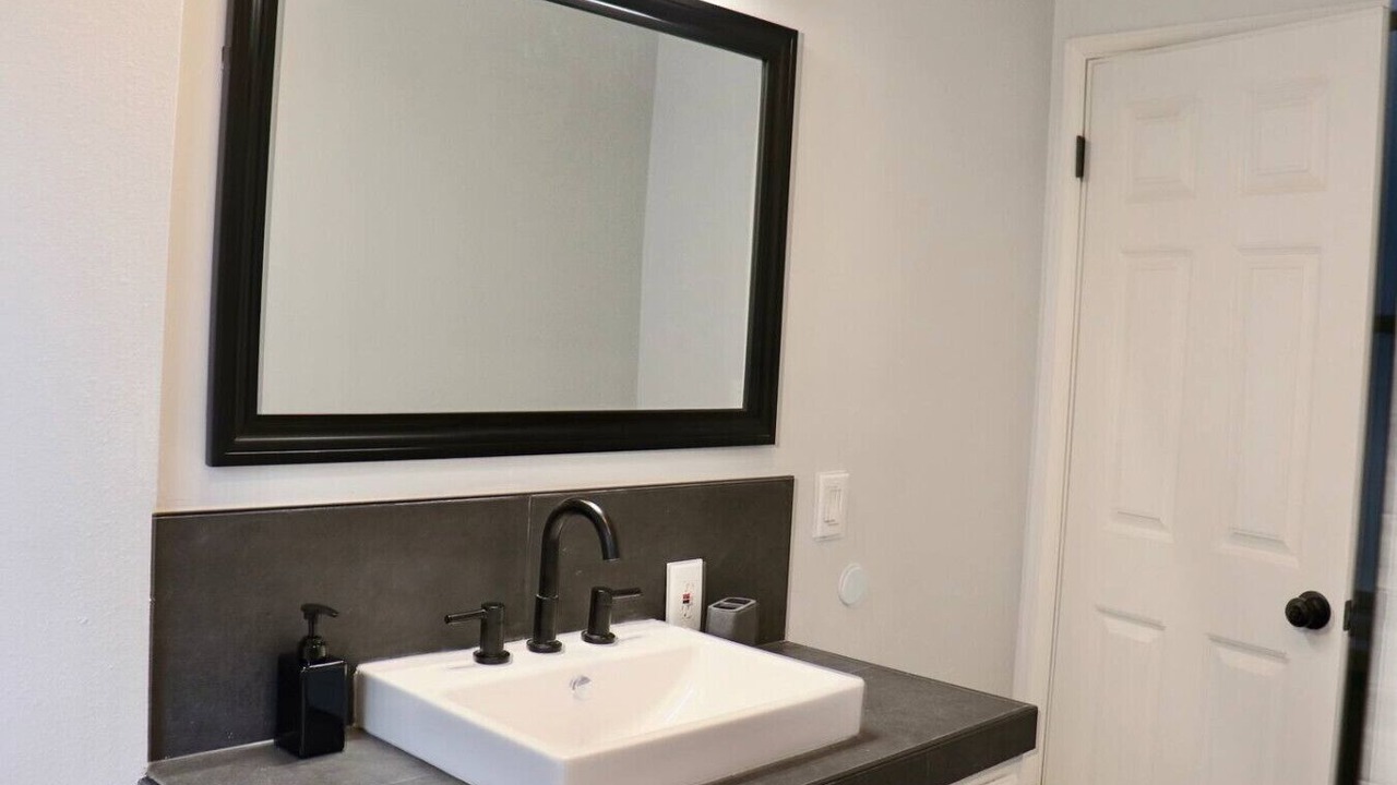 Photo of Bathroom in Bakersfield