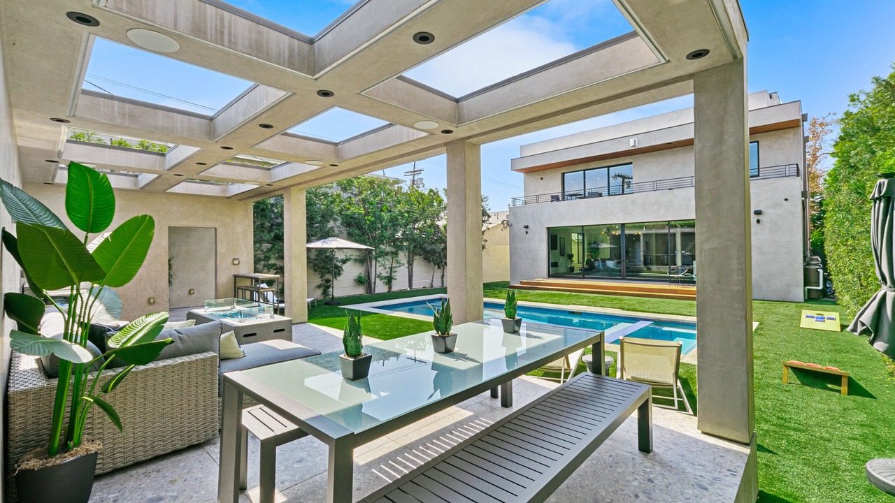 Photo of Outdoor in Melrose