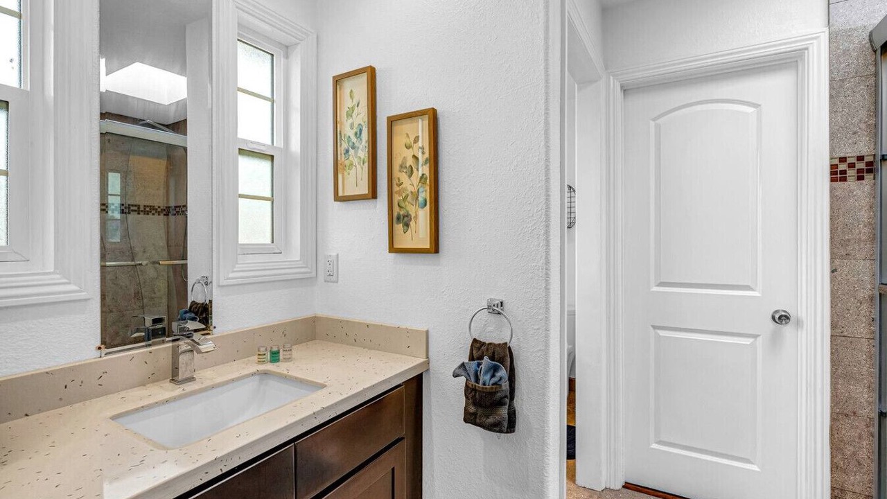 Photo of Bathroom in Marina