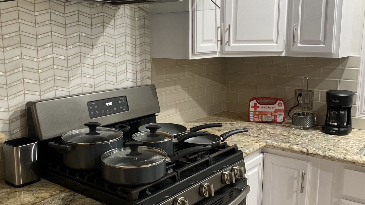 Photo of Kitchen in Woodland Hills