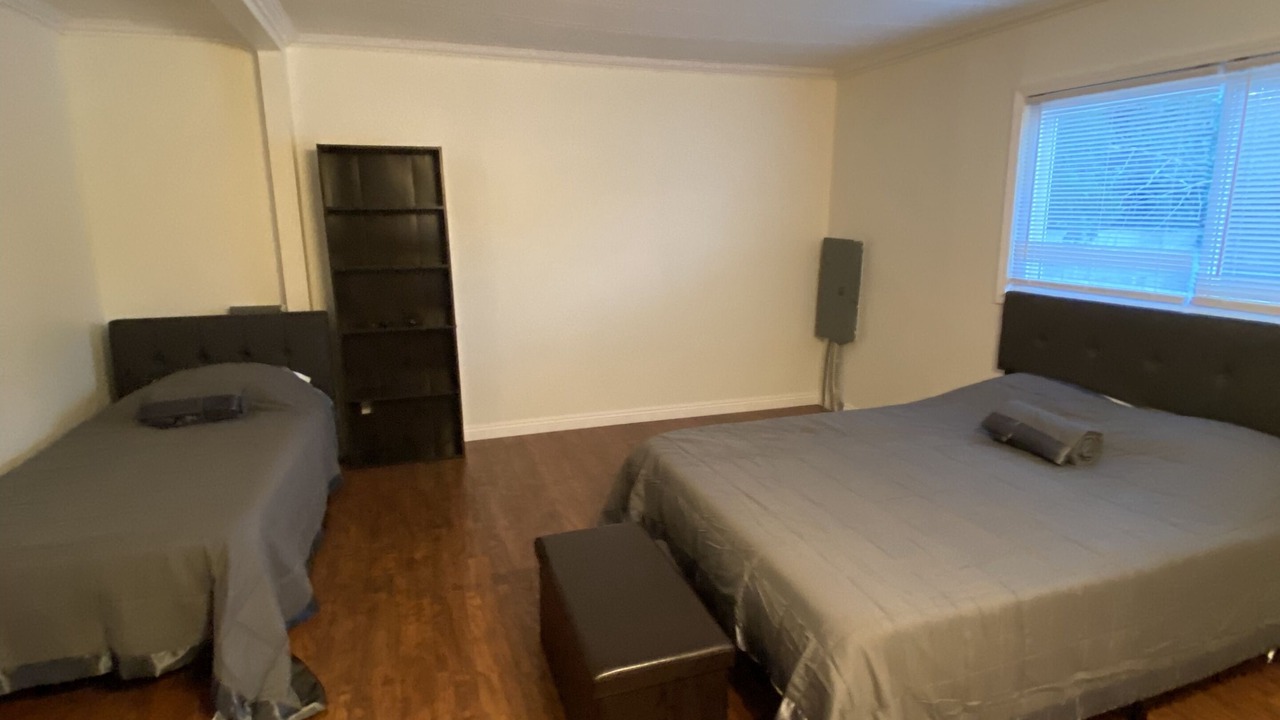 Photo of Bedroom in Woodland Hills