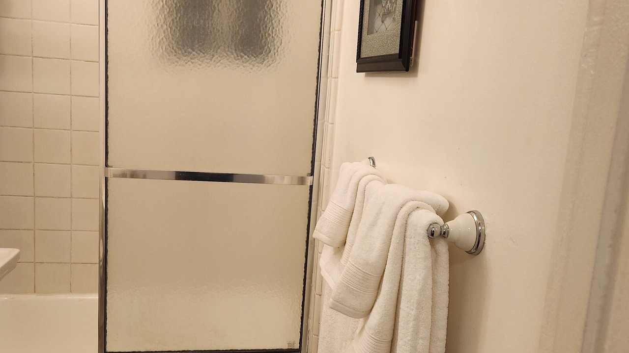 Photo of Bathroom in Van Nuys