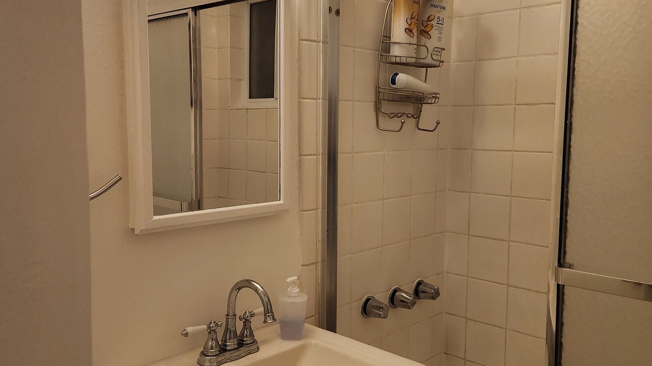 Photo of Bathroom in Van Nuys