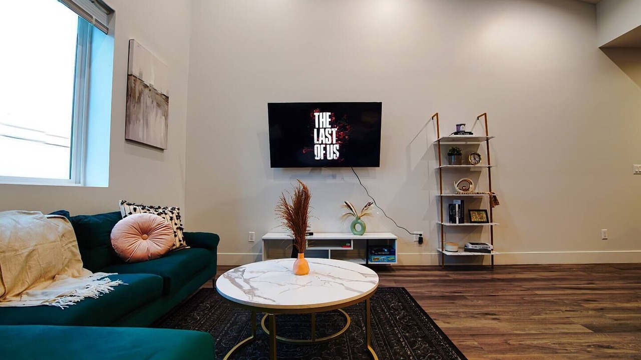 Photo of Livingroom in Lawndale