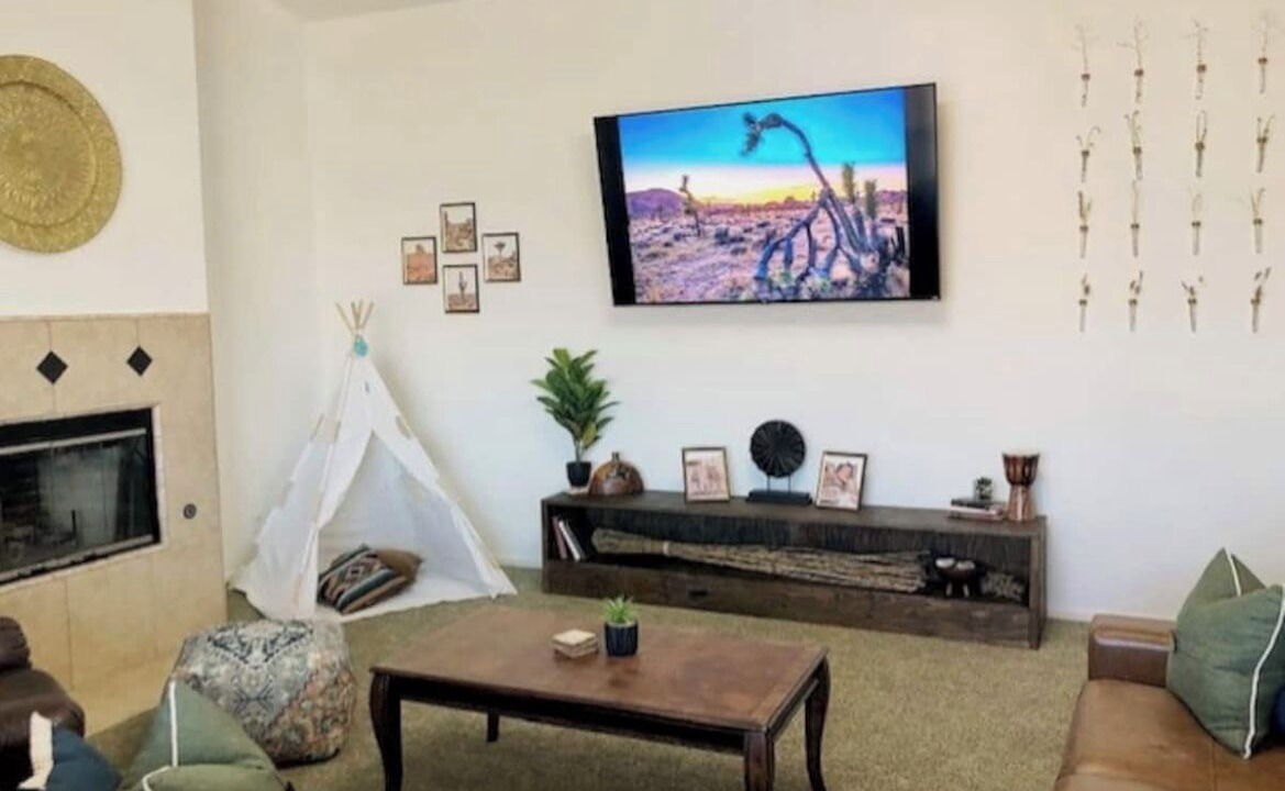 Photo of Livingroom in Apple Valley