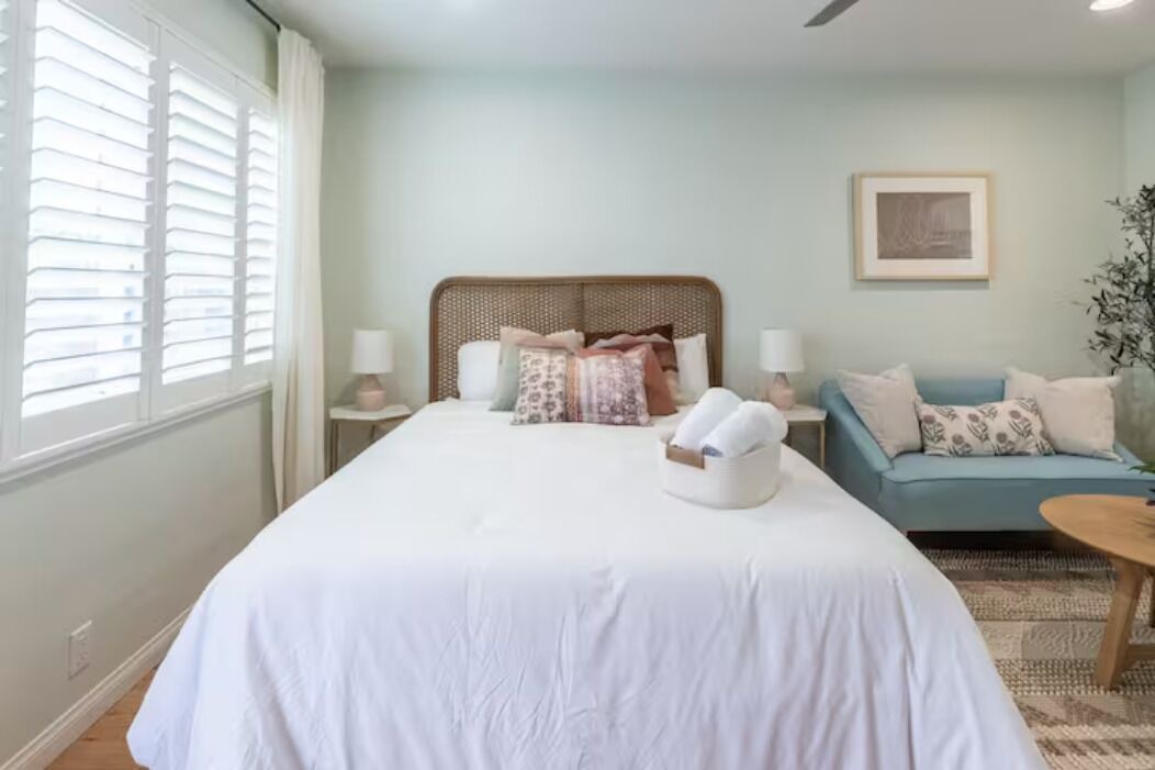 Photo of Bedroom in Belmont Shore