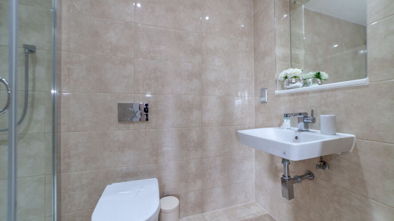 Photo of Bathroom in Limehouse