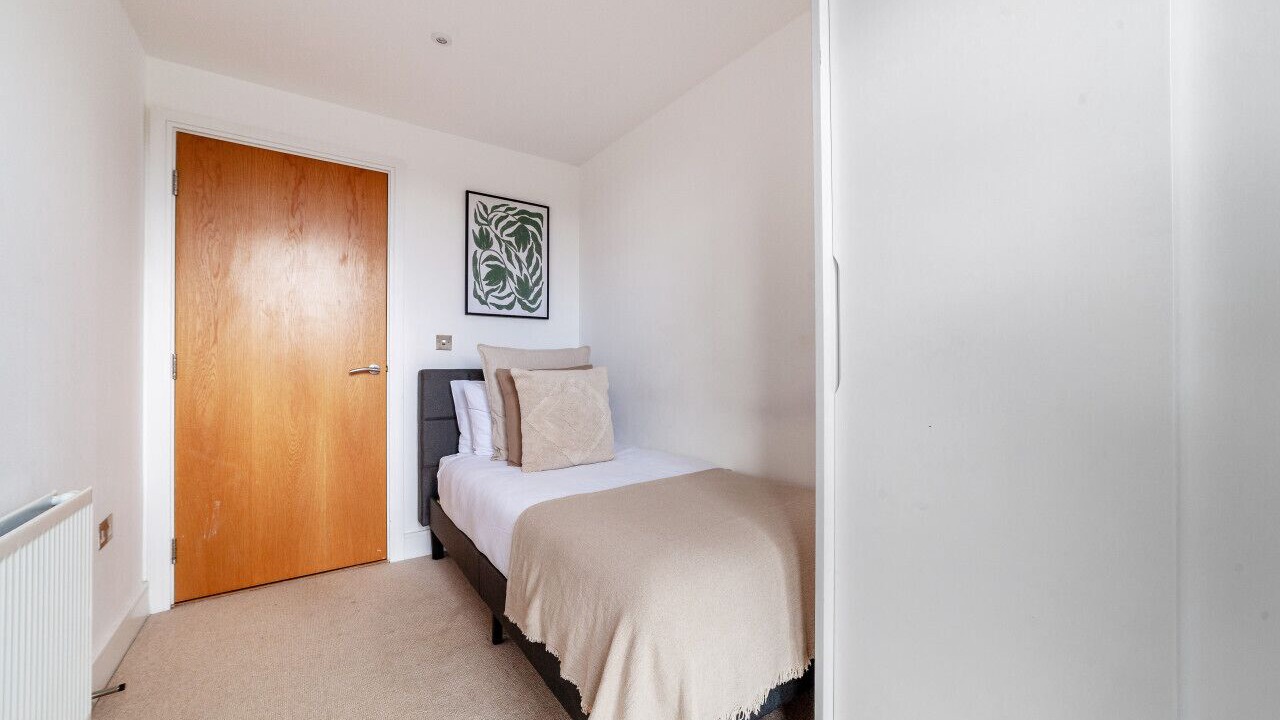 Photo of Bedroom in Limehouse