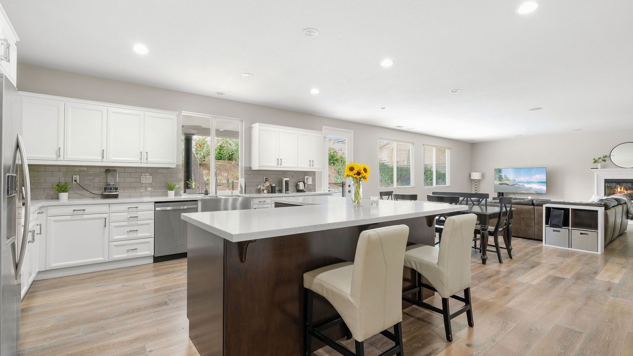 Photo of Kitchen in Corona