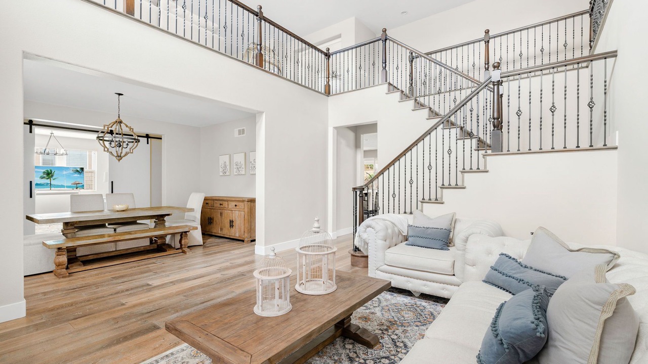 Photo of Livingroom in Corona