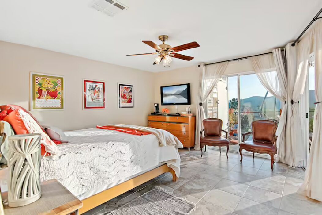 Photo of Bedroom in Calabasas
