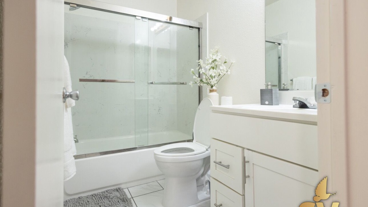 Photo of Bathroom in North Stonehurst