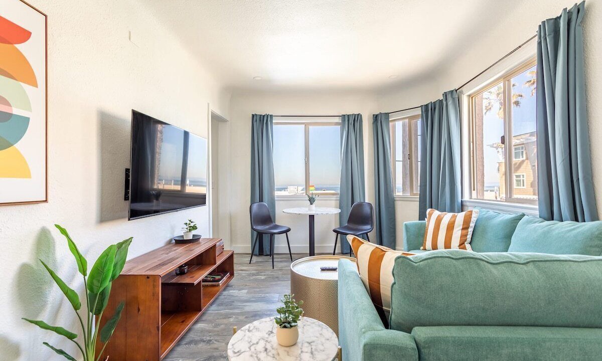 Photo of Bedroom in Hermosa Beach
