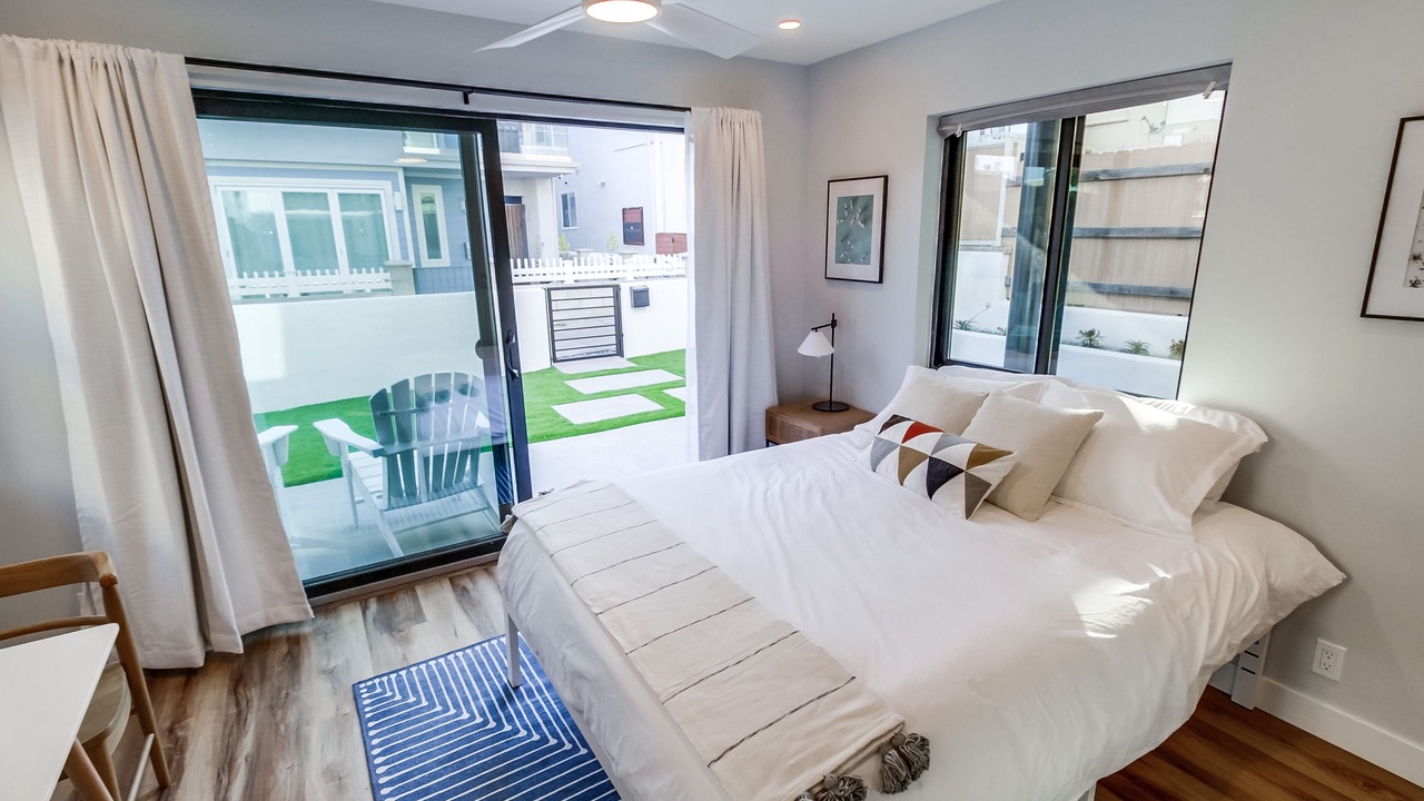 Photo of Bedroom in South Mission Beach