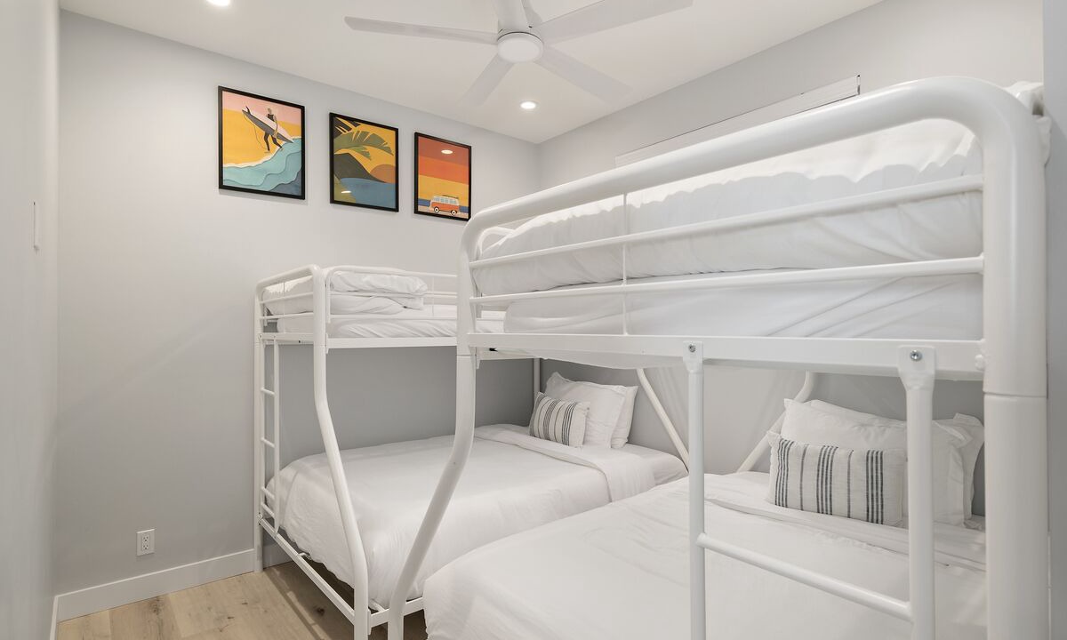 Photo of Bedroom in South Mission Beach