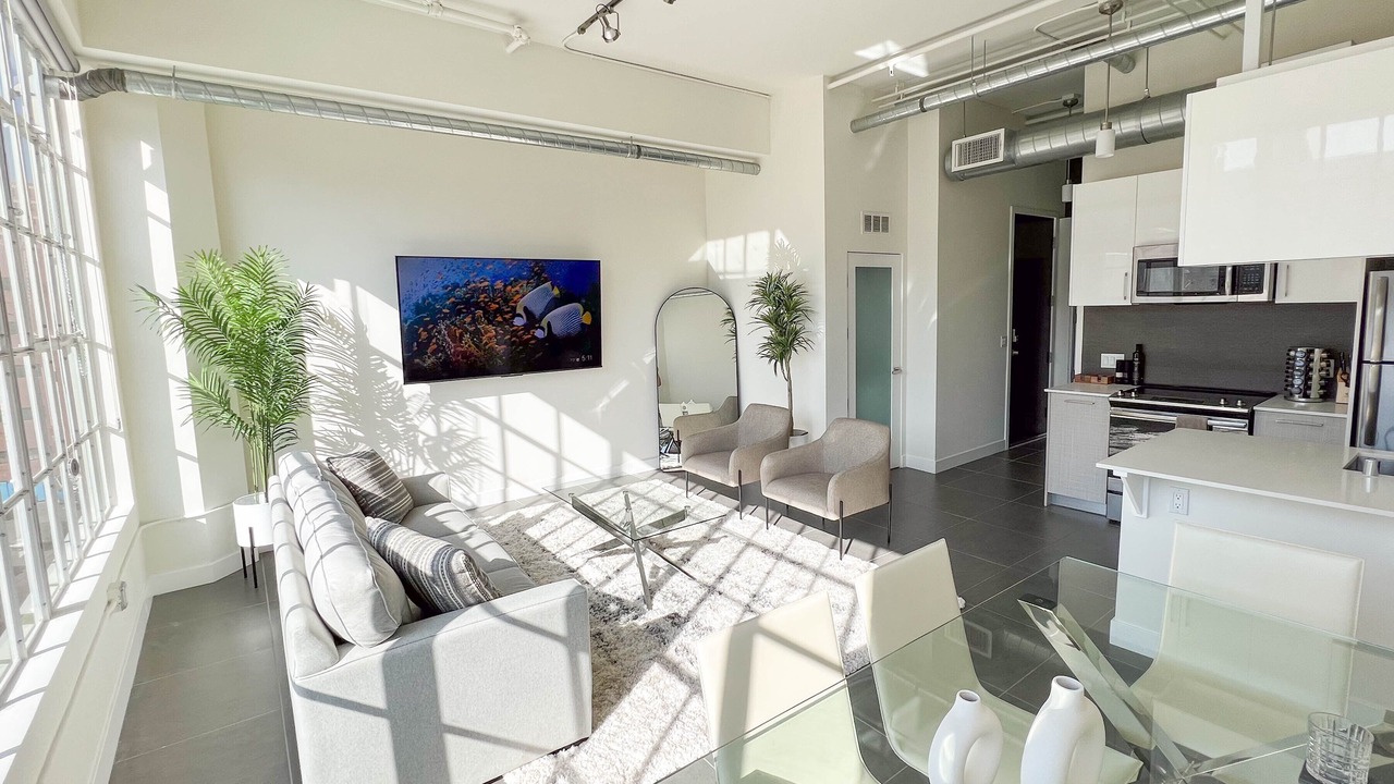 Photo of Livingroom in Historic Core