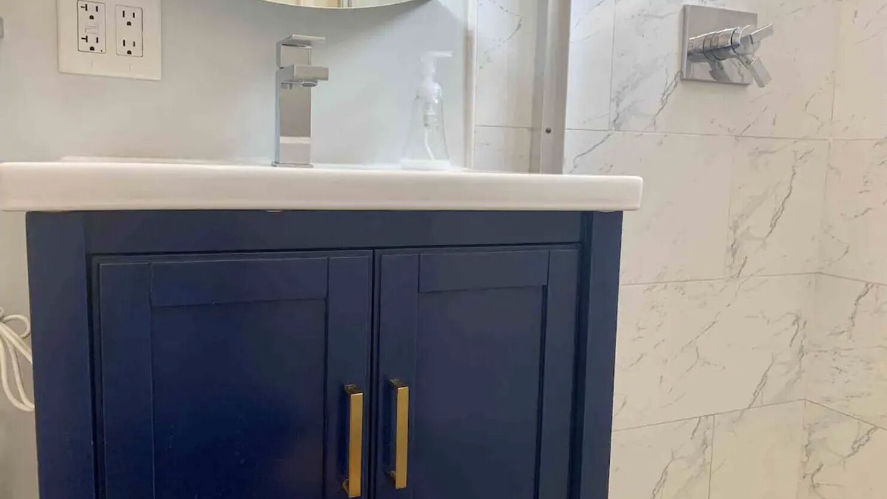 Photo of Bathroom in Belmont Shore