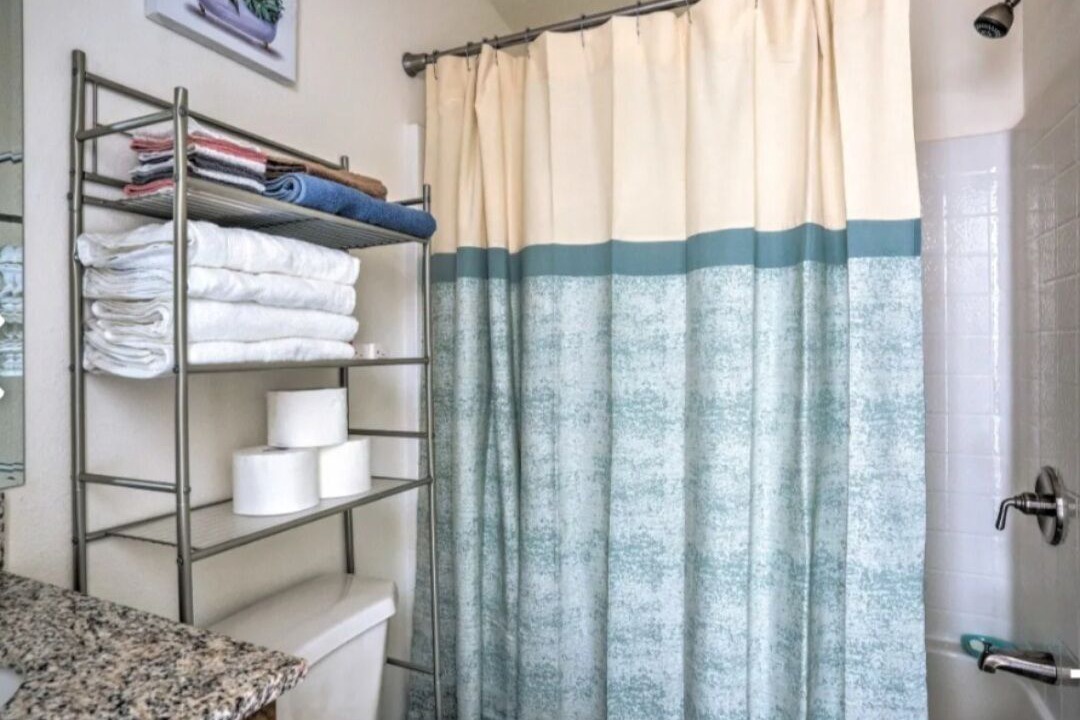 Photo of Bathroom in Mariposa