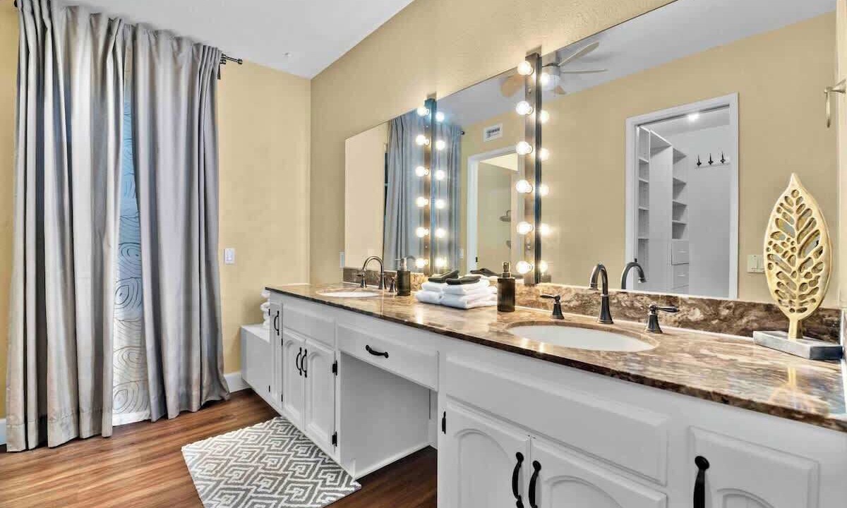 Photo of Bathroom in Rancho San Diego