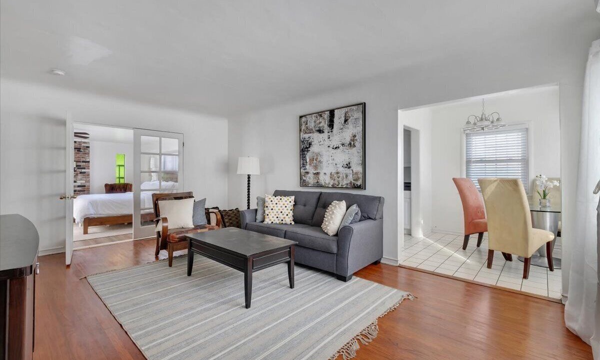 Photo of Livingroom in View Park-Windsor Hills
