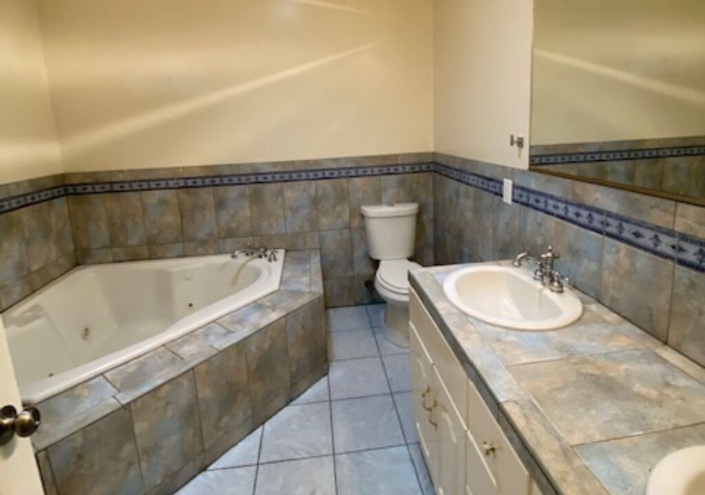 Photo of Bathroom in Panorama City