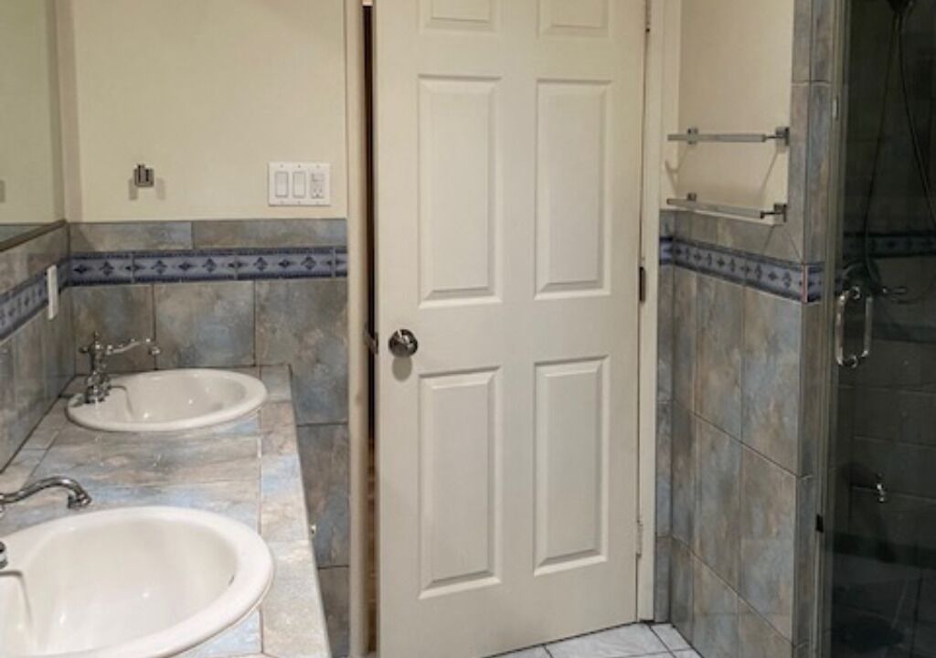 Photo of Bathroom in Panorama City