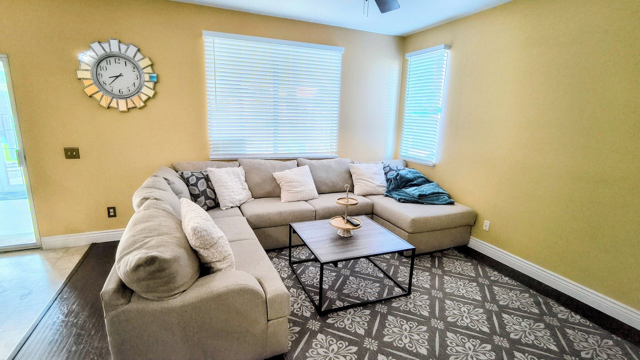 Photo of Livingroom in Sun City